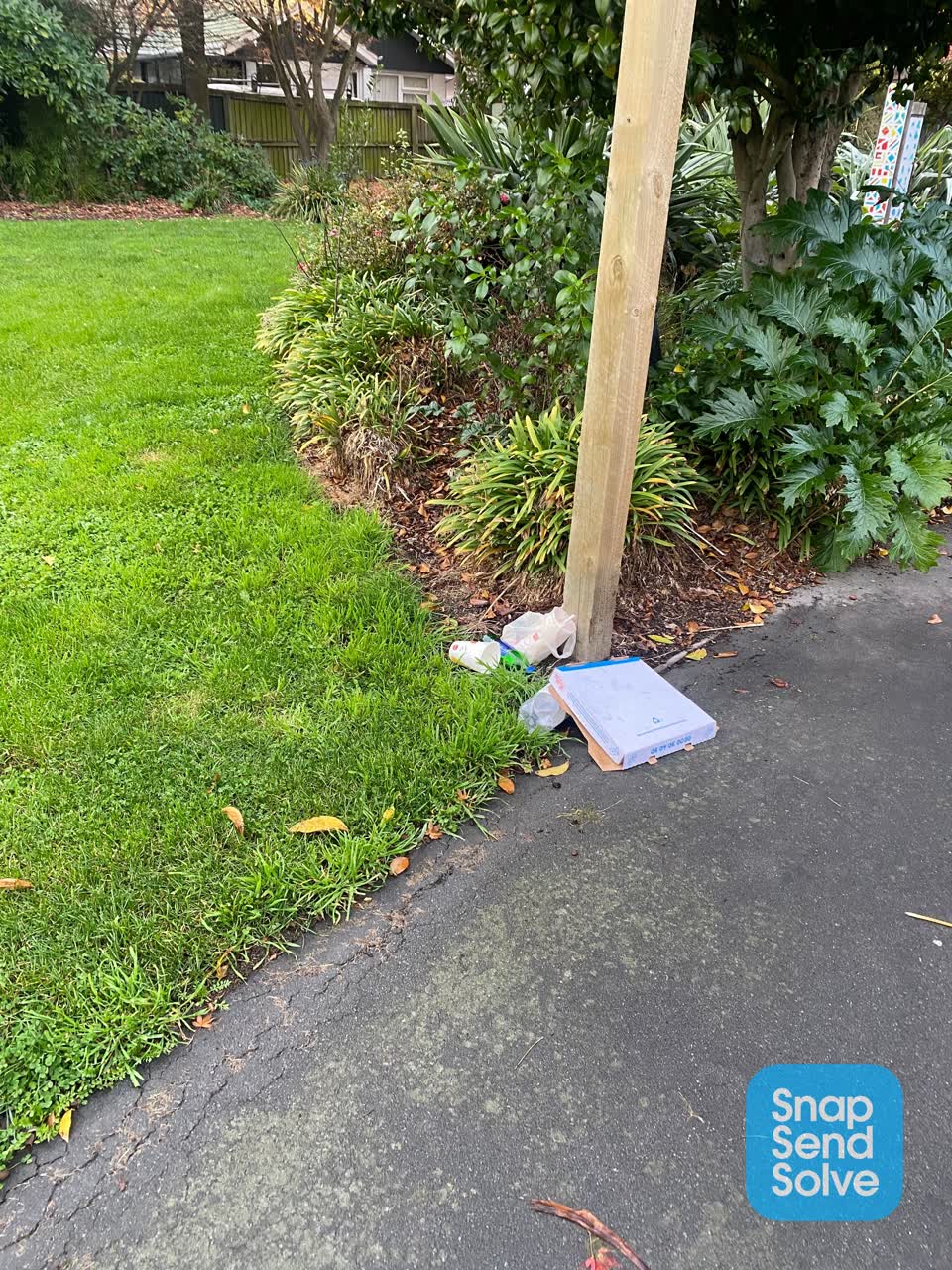 The photograph attached to this rubbish/recycling report