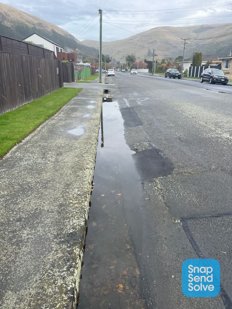 The photograph attached to this roading/streets report