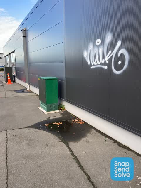 Graffiti, a report photo