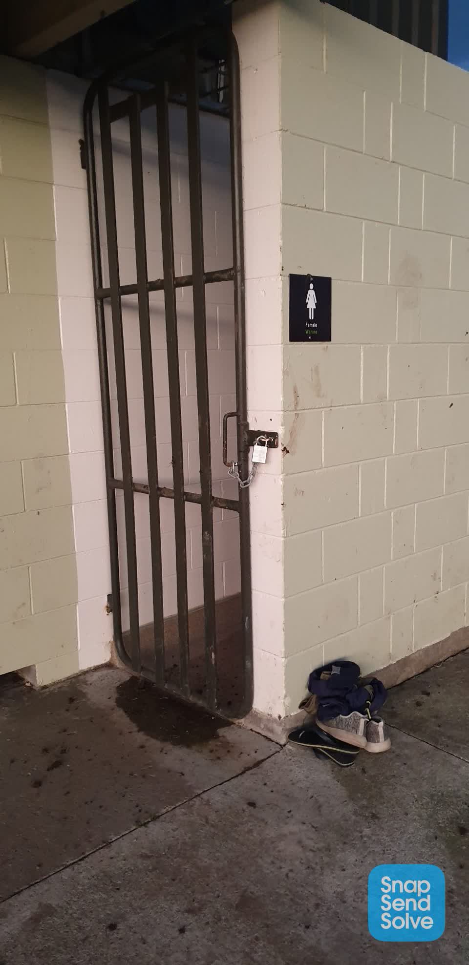 The photograph attached to this parks report