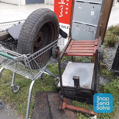 Rubbish/Recycling, a report photo