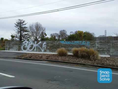 Graffiti, a report photo