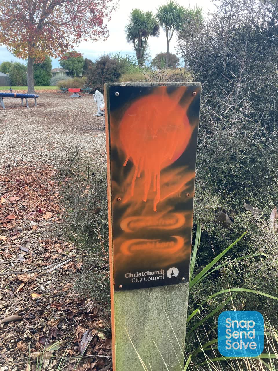 The photograph attached to this graffiti report