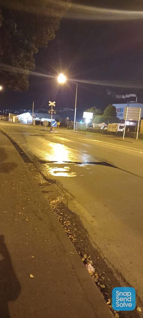 Water Leak, a report photo