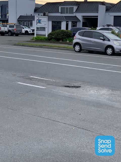 Roading/Streets, a report photo