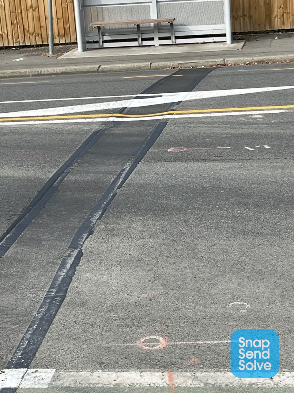 The photograph attached to this roading/streets report