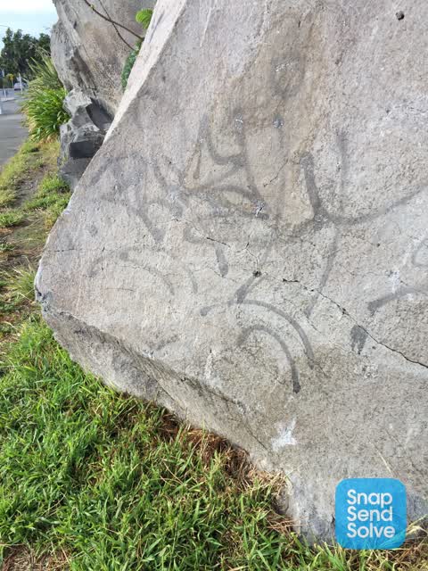 Graffiti — a report photo