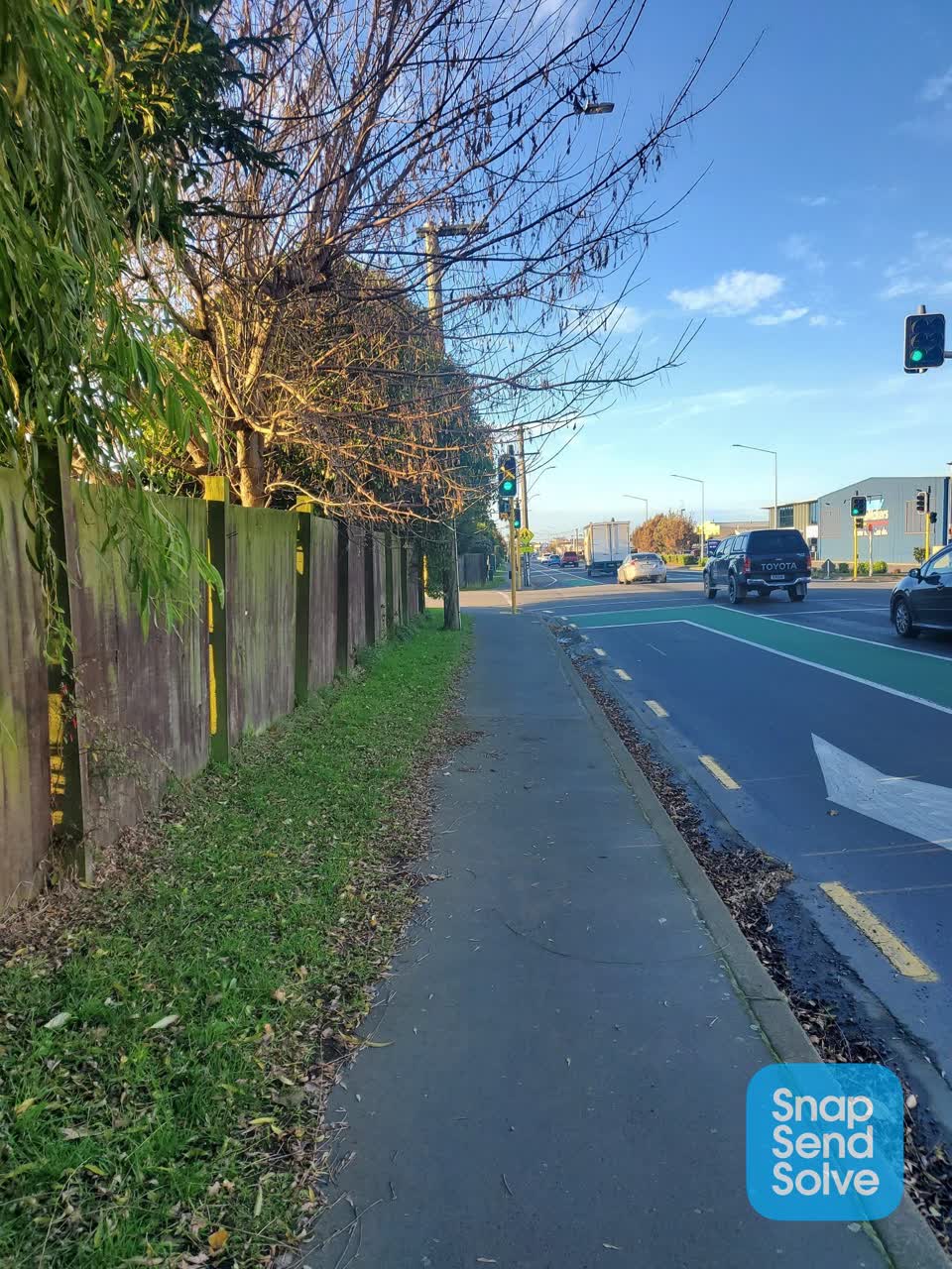 The photograph attached to this roading/streets report