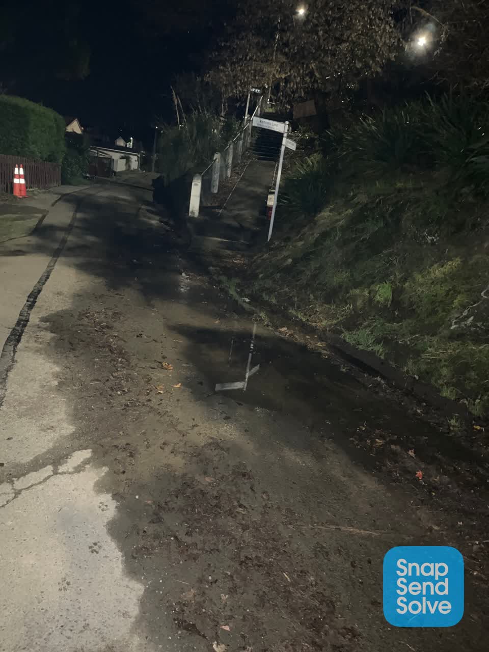 The photograph attached to this roading/streets report