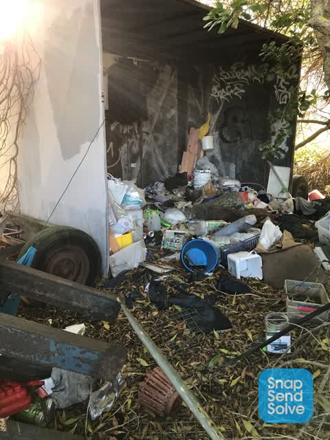 Rubbish/Recycling — a report photo