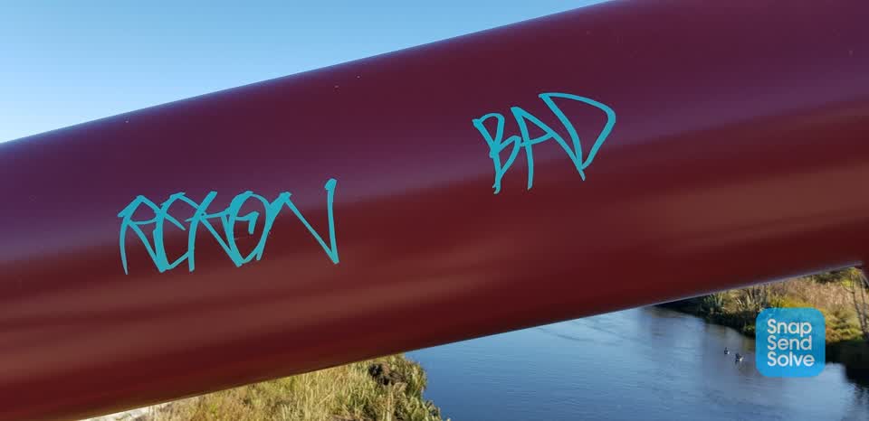 The photograph attached to this graffiti report
