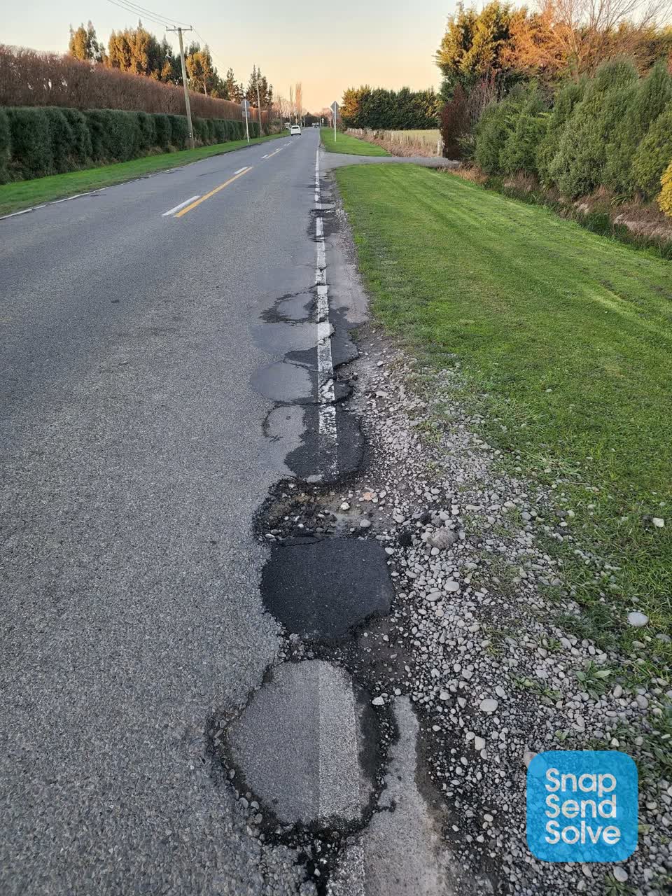 The photograph attached to this roading/streets report