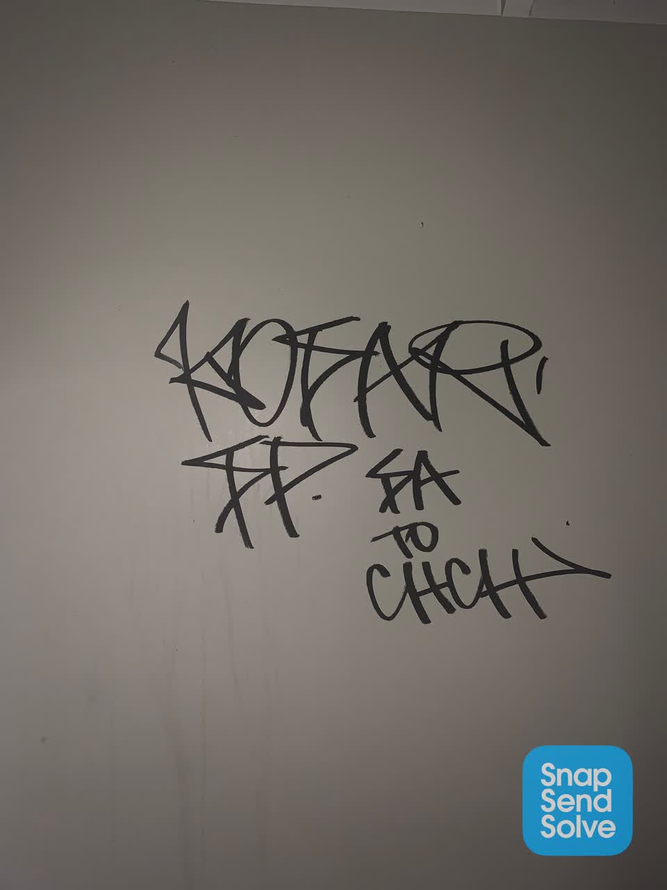 The photograph attached to this graffiti report