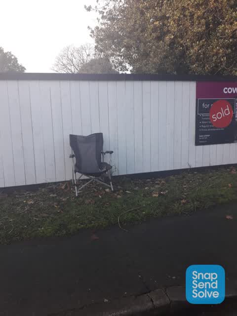 Rubbish/Recycling, a report photo