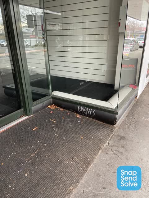 Graffiti, a report photo