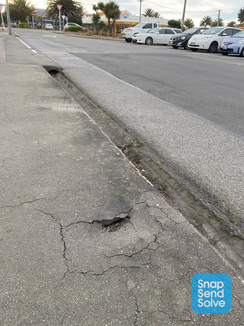 The photograph attached to this roading/streets report
