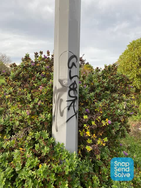 Graffiti, a report photo