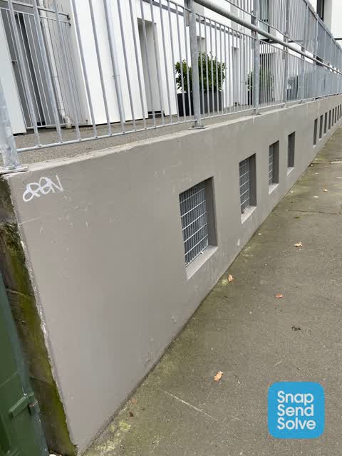 Graffiti, a report photo
