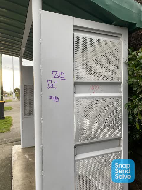 Graffiti, a report photo