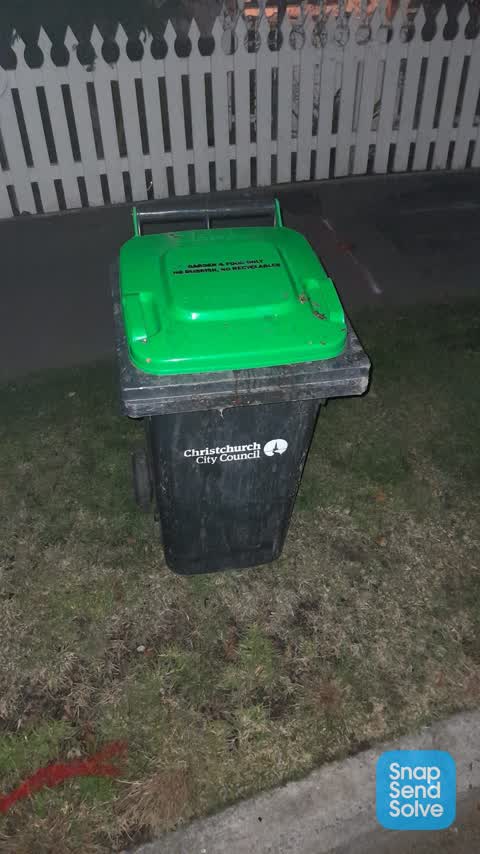 Rubbish/Recycling, a report photo