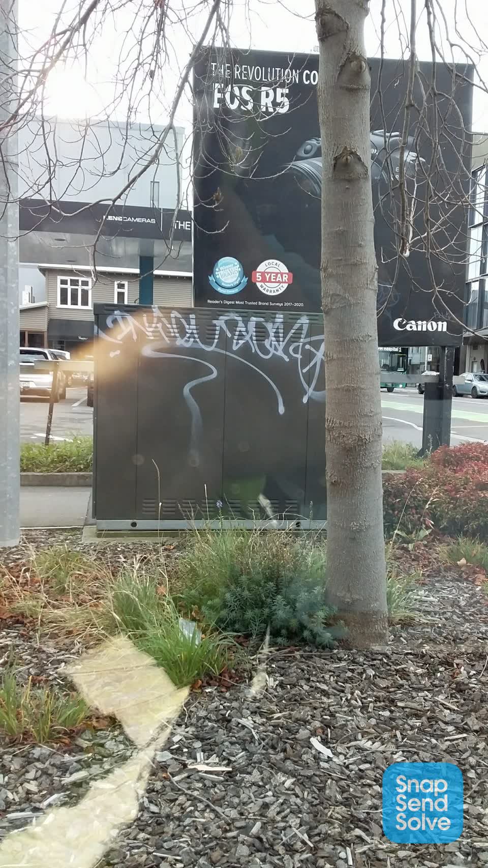 The photograph attached to this graffiti report