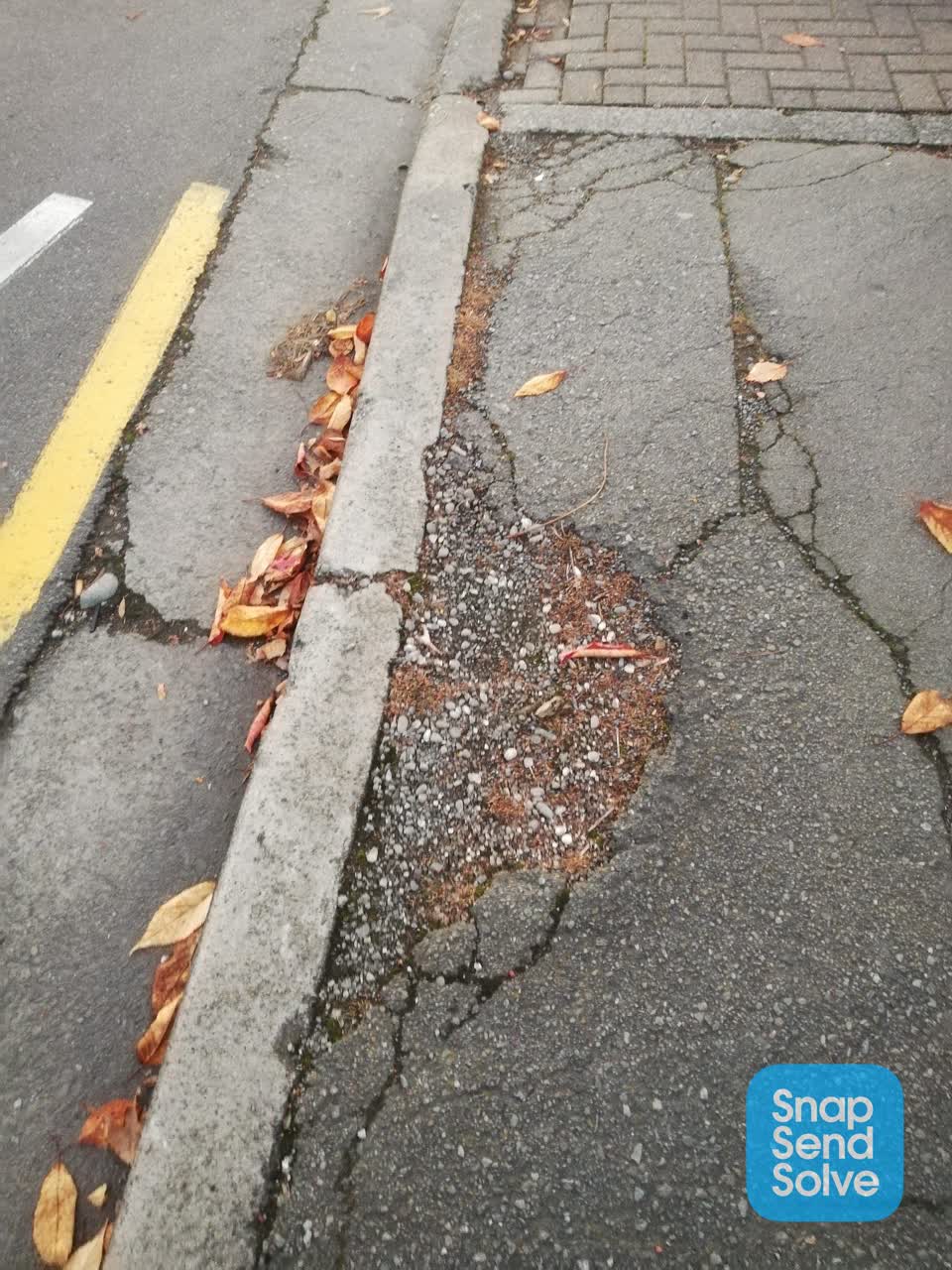 The photograph attached to this roading/streets report