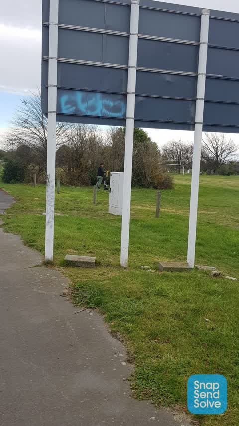 Graffiti, a report photo