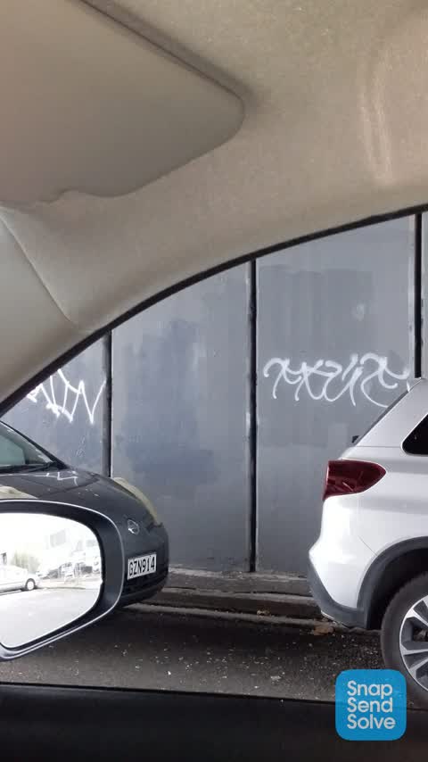 Graffiti, a report photo