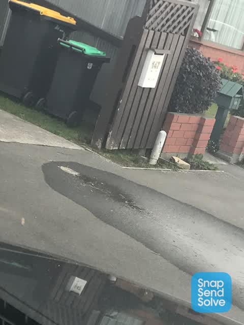 Water Leak, a report photo
