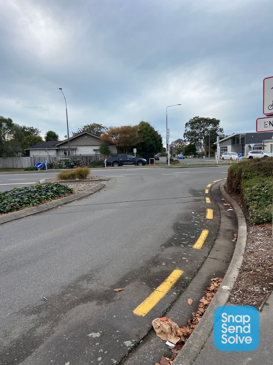 The photograph attached to this roading/streets report