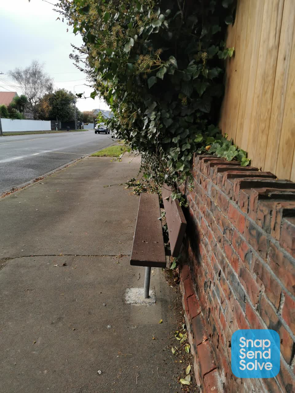 The photograph attached to this roading/streets report