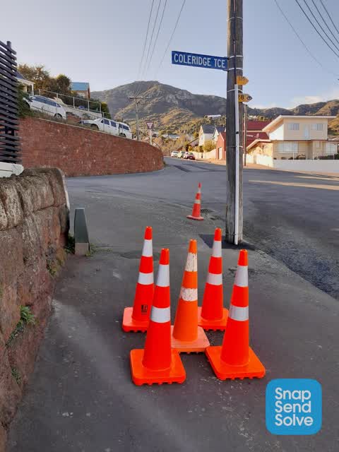 Roading/Streets, a report photo