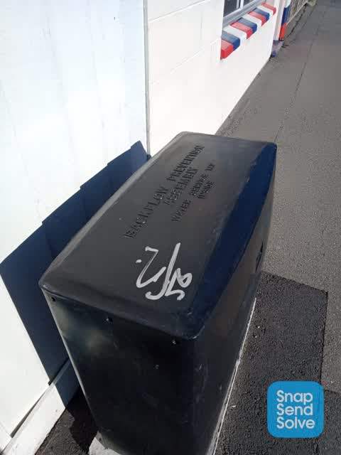 Graffiti, a report photo
