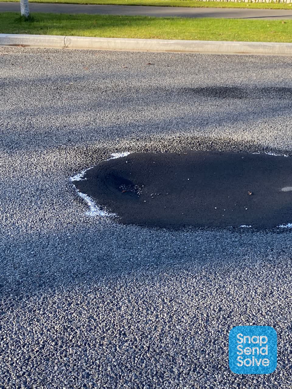 The photograph attached to this roading/streets report