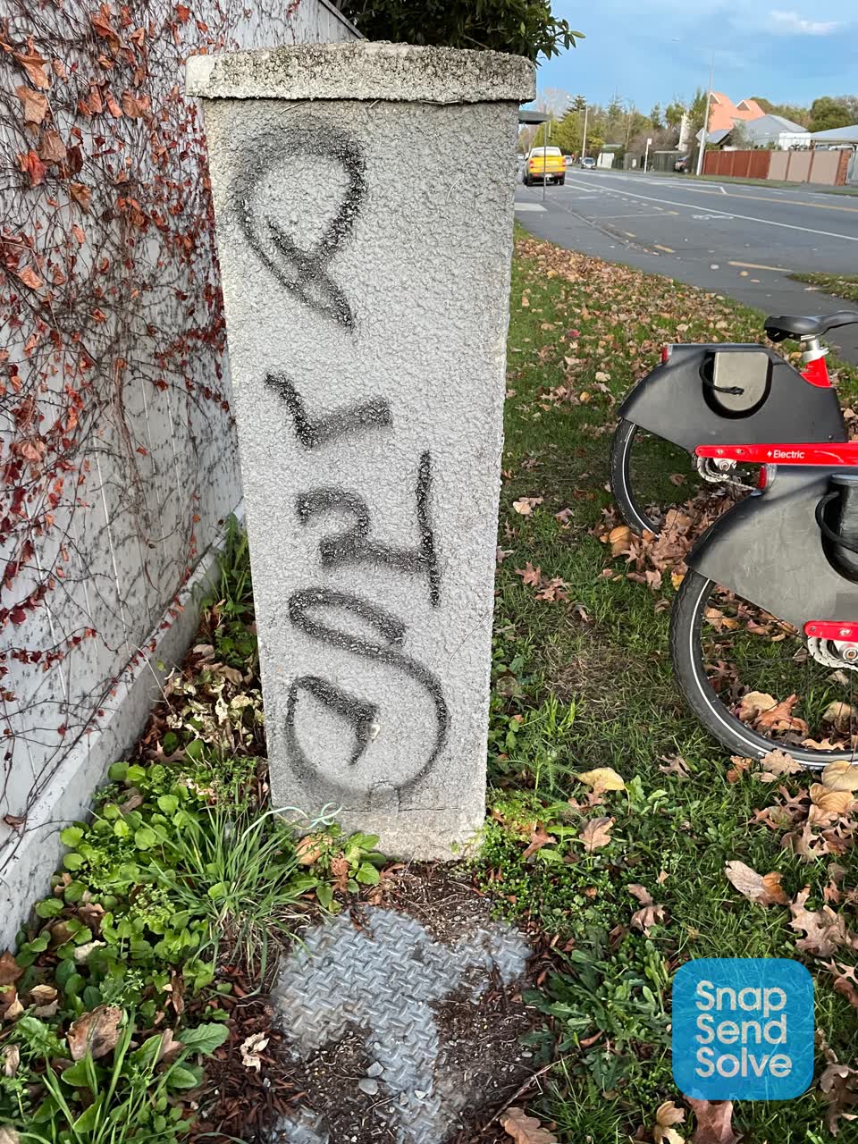 The photograph attached to this graffiti report