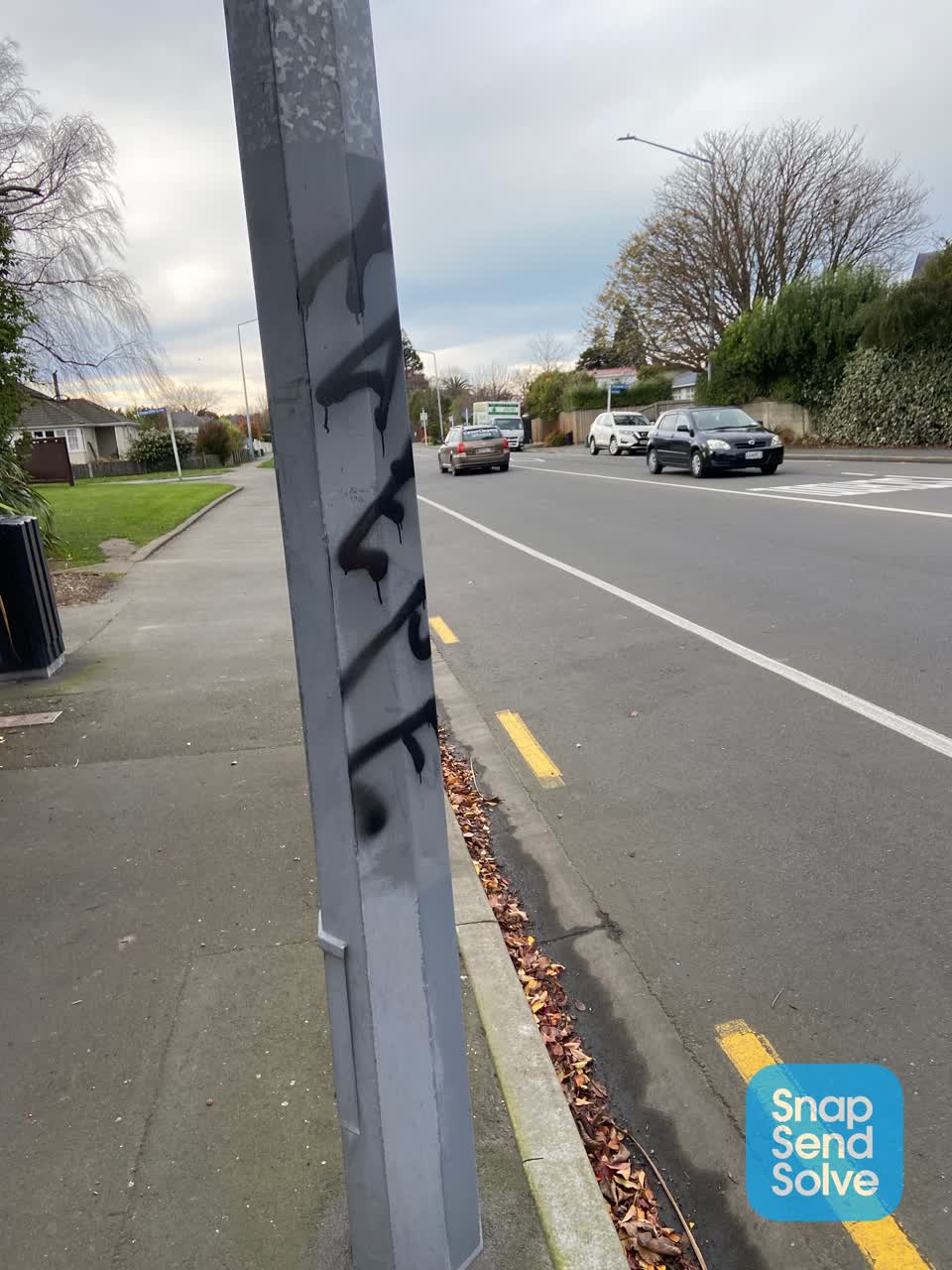 The photograph attached to this graffiti report