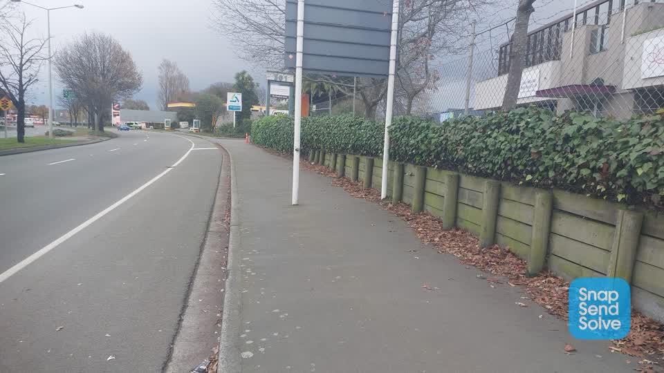 The photograph attached to this roading/streets report