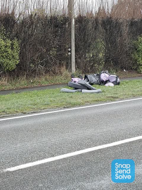 Rubbish/Recycling, a report photo
