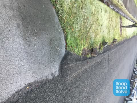 Roading/Streets, a report photo