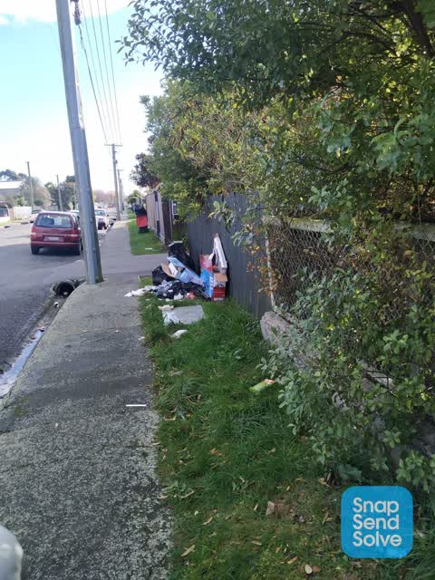 Rubbish/Recycling, a report photo