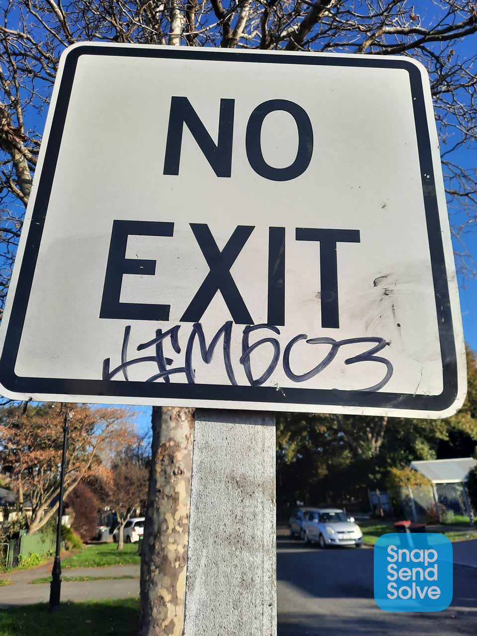 The photograph attached to this graffiti report