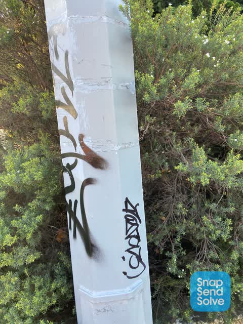 Graffiti, a report photo