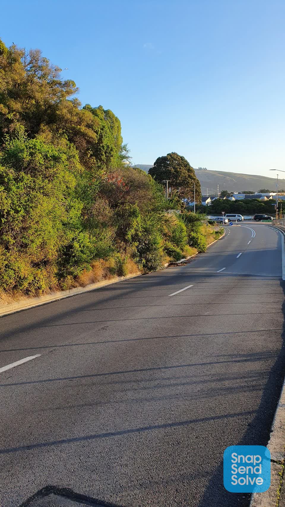 The photograph attached to this roading/streets report