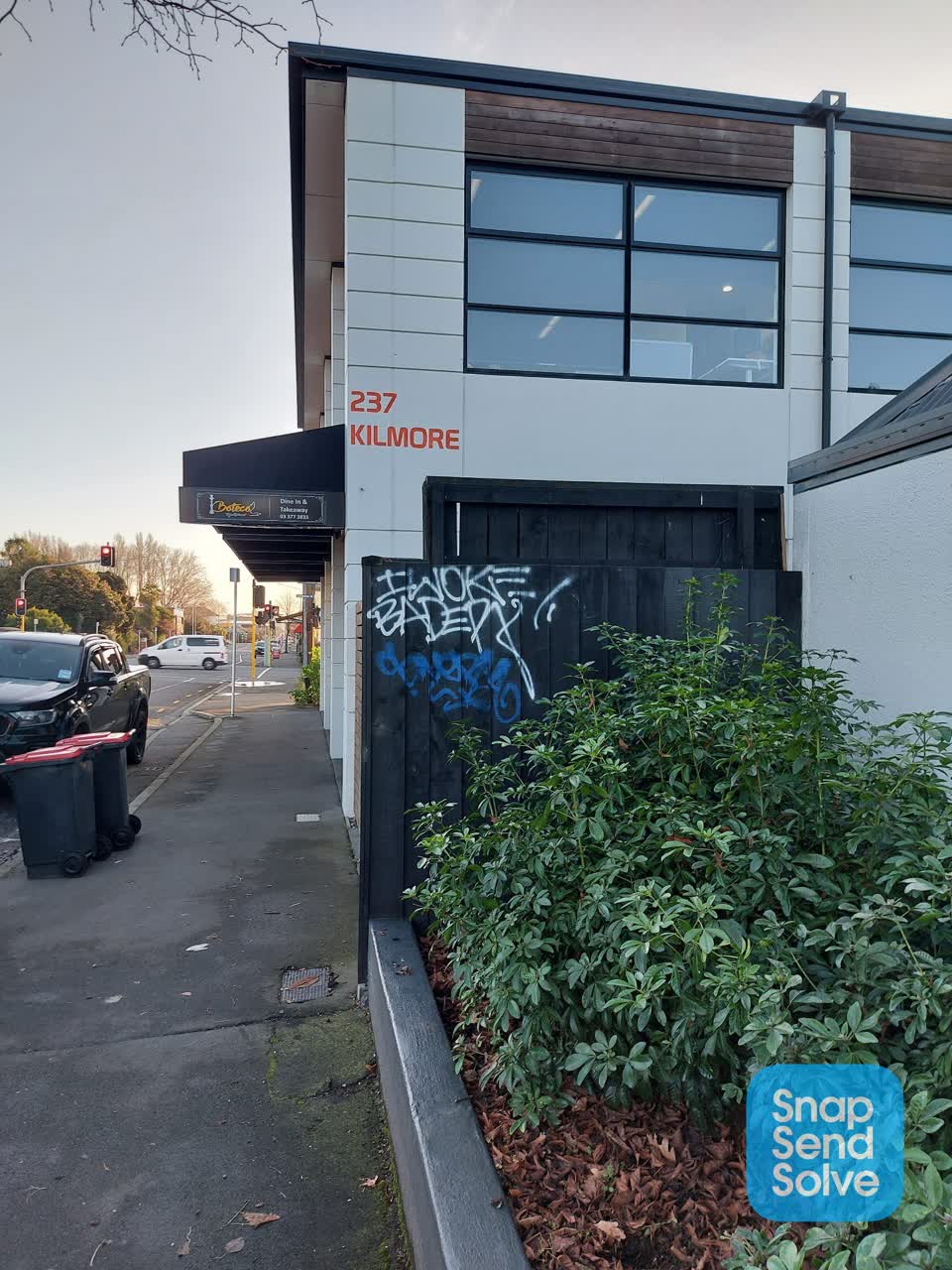 The photograph attached to this graffiti report