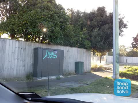 Graffiti, a report photo