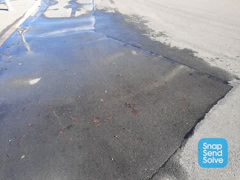 Water Leak, a report photo