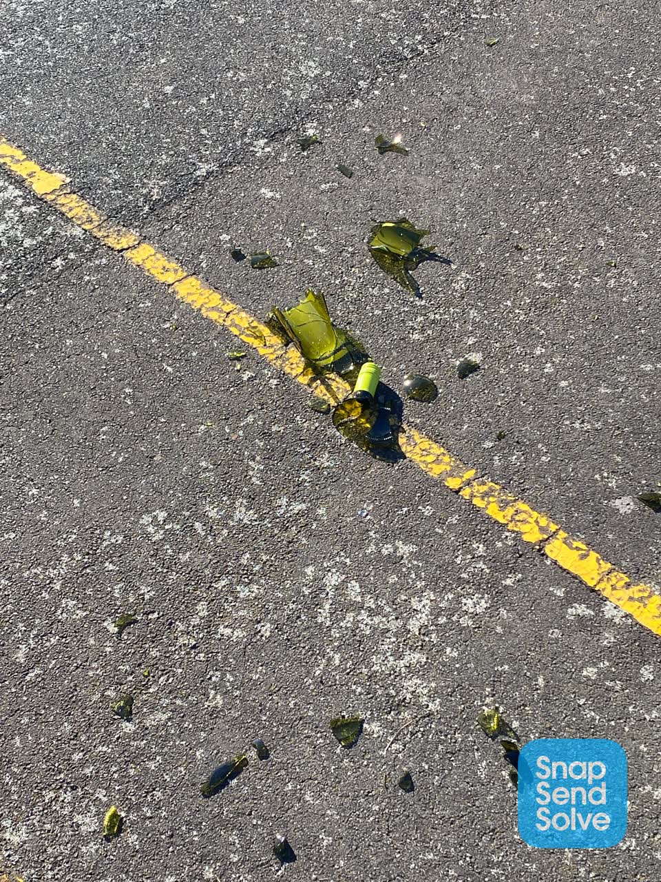 The photograph attached to this rubbish/recycling report