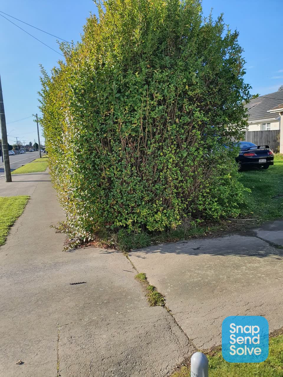 The photograph attached to this roading/streets report