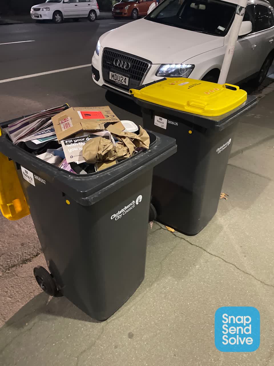 The photograph attached to this rubbish/recycling report