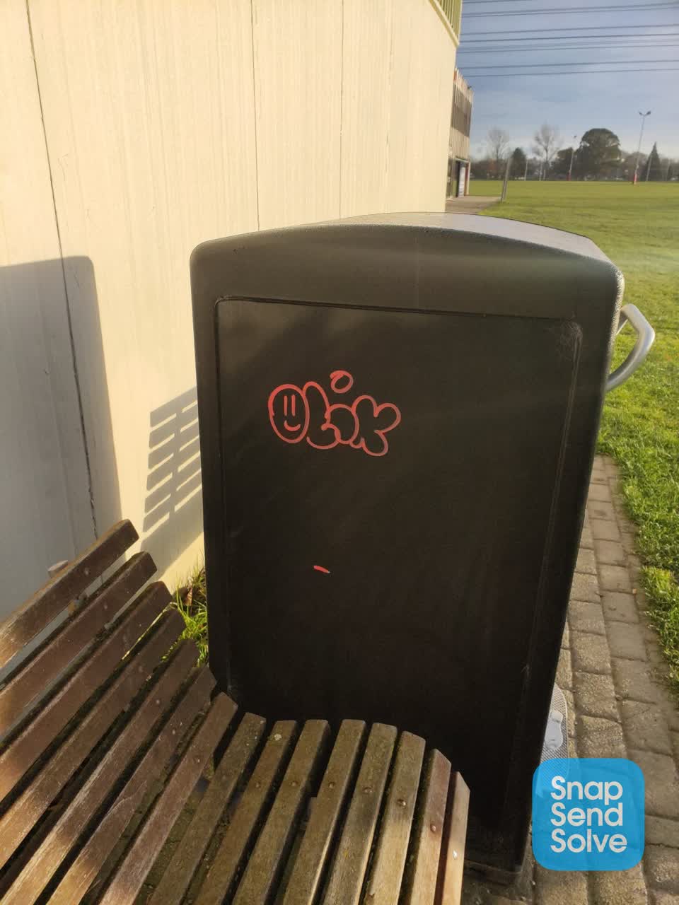 The photograph attached to this graffiti report